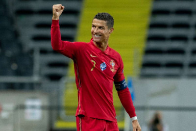 Kalau CR Balik Ke MU, Siapa yang Bakal Terdepak? thumbnail